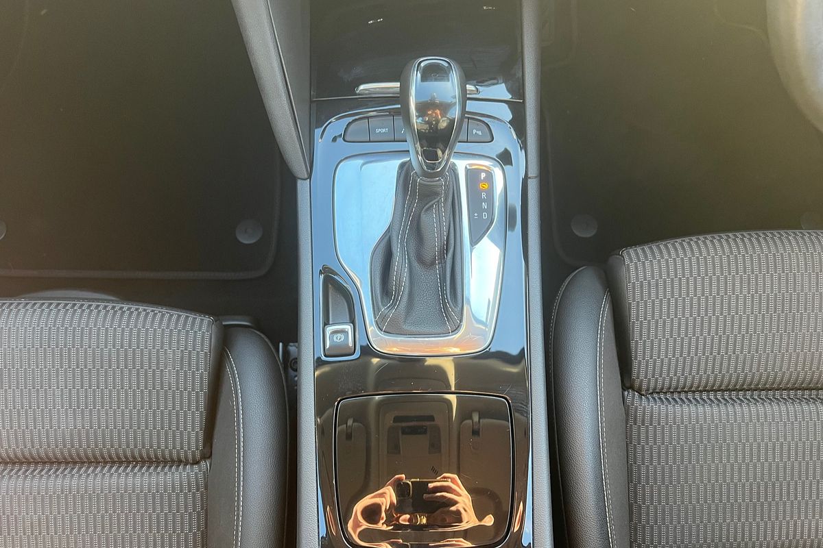 2019 Holden Commodore RS ZB