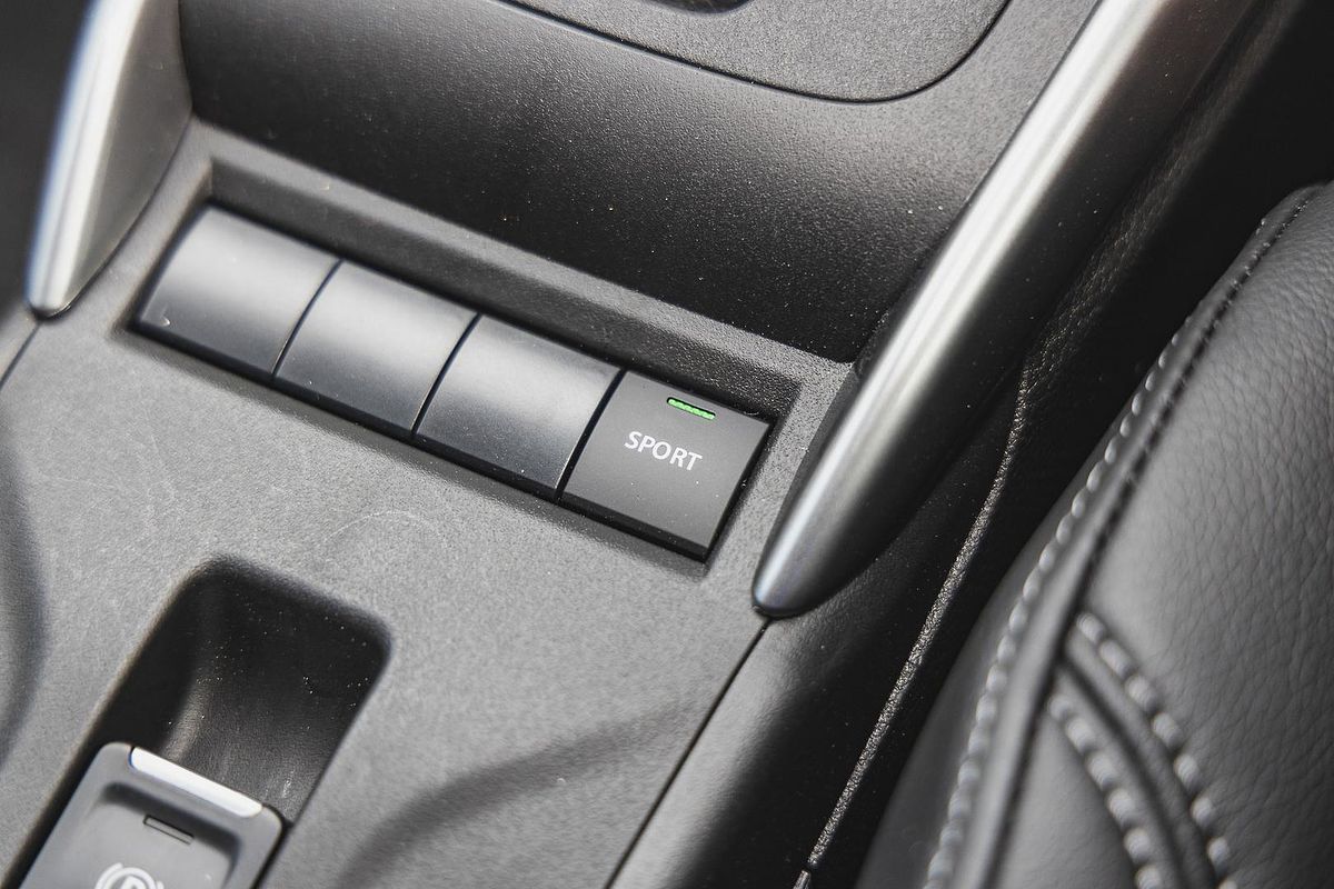 2025 Suzuki Fronx Hybrid GLX KW