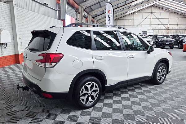 2022 Subaru Forester 2.5i-L S5