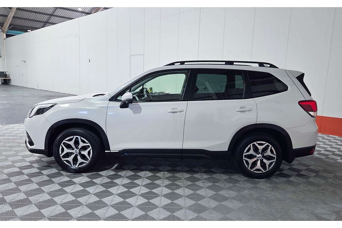 2022 Subaru Forester 2.5i-L S5