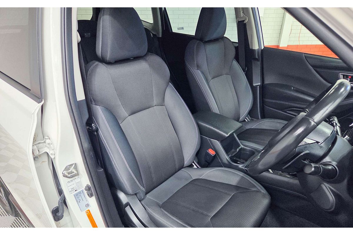 2022 Subaru Forester 2.5i-L S5