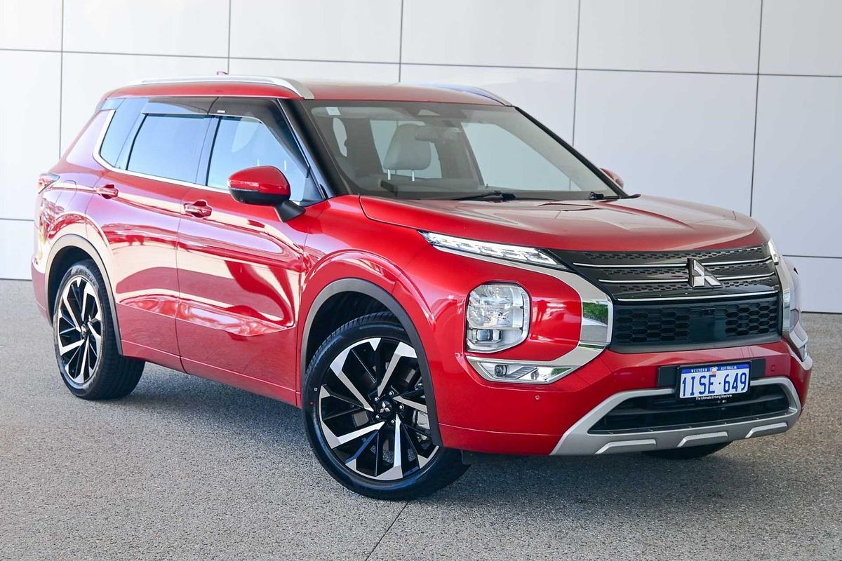 2022 Mitsubishi Outlander Exceed ZM