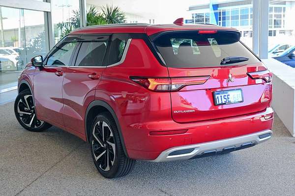 2022 Mitsubishi Outlander Exceed ZM