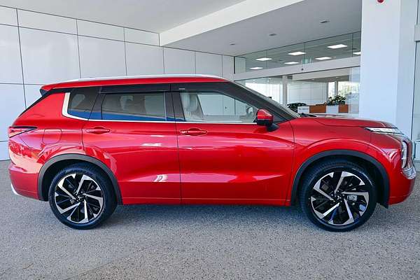 2022 Mitsubishi Outlander Exceed ZM