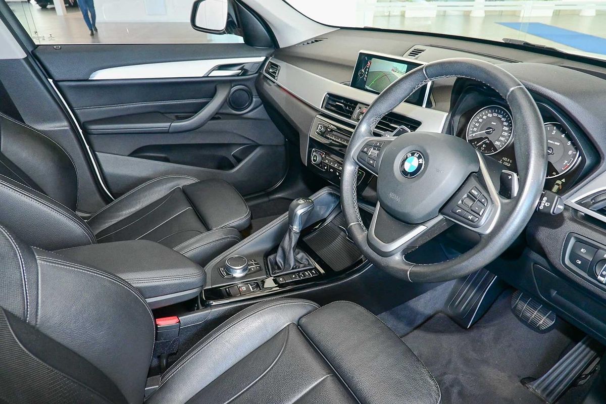 2017 BMW X1 xDrive25i F48