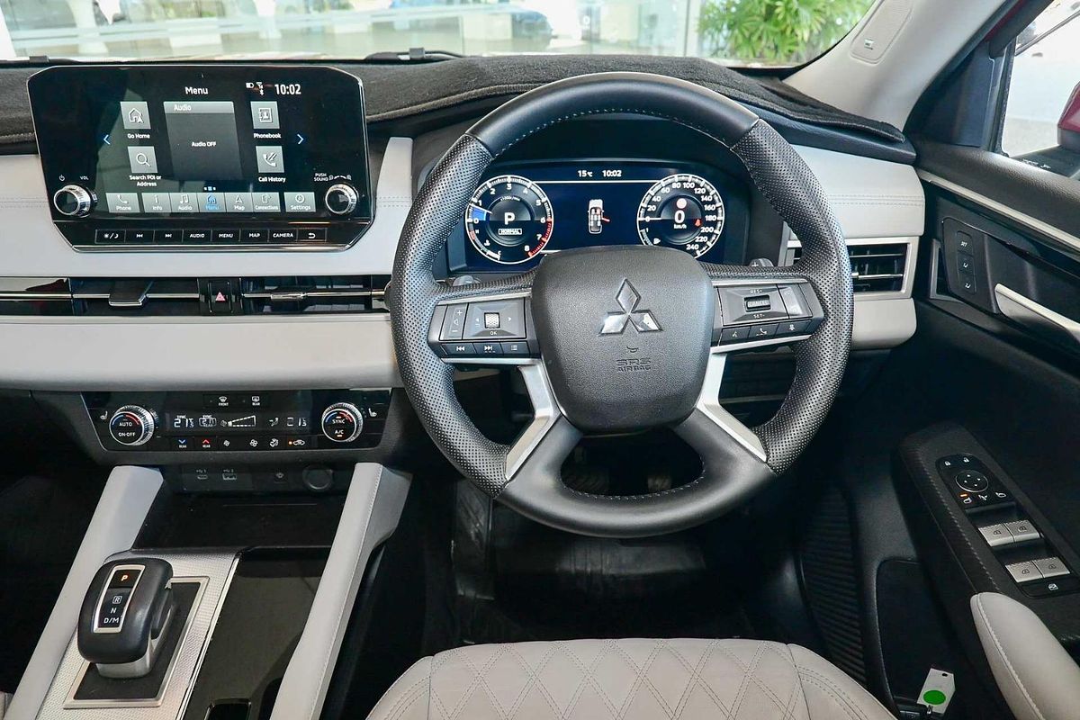 2022 Mitsubishi Outlander Exceed ZM