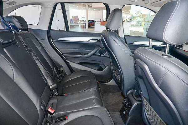 2017 BMW X1 xDrive25i F48