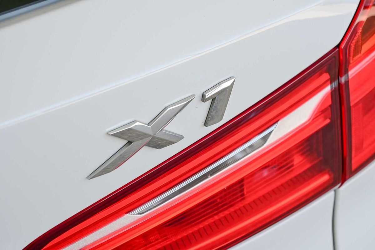2017 BMW X1 xDrive25i F48