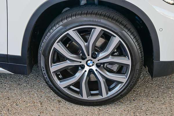 2017 BMW X1 xDrive25i F48
