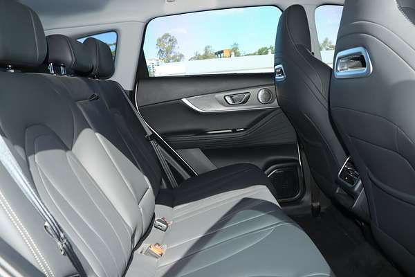 2025 Chery Tiggo 7 Pro SE+