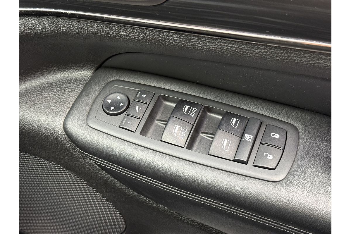 2019 Jeep Grand Cherokee S-Limited WK