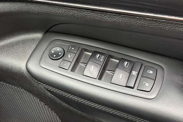 2019 Jeep Grand Cherokee S-Limited WK