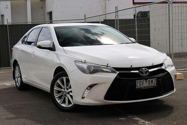 2017 Toyota Camry Atara S ASV50R