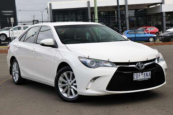 2017 Toyota Camry Atara S ASV50R