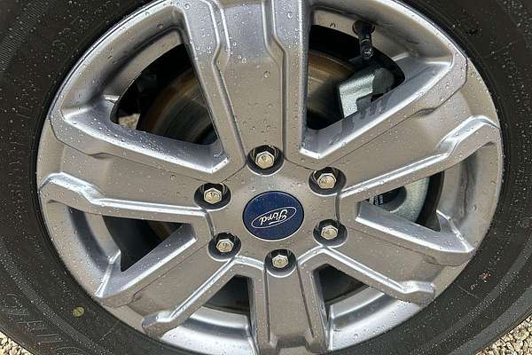 2024 Ford Everest Ambiente 2.0L