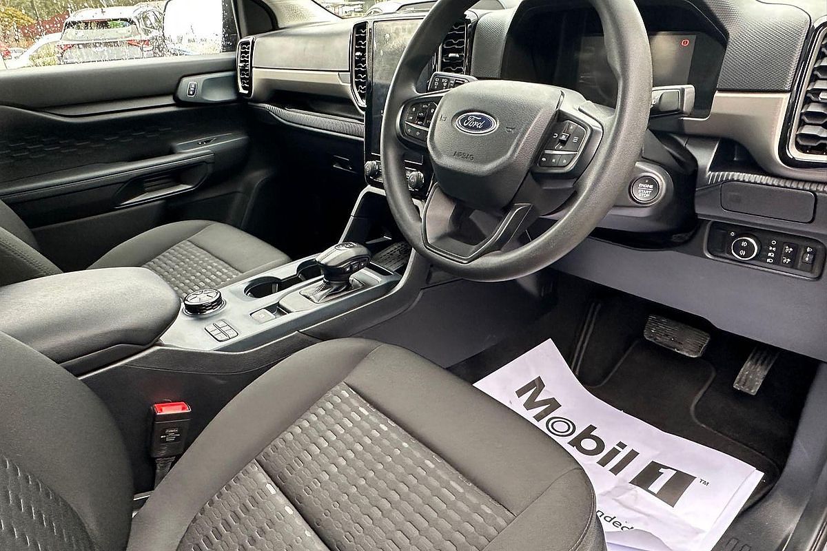 2024 Ford Everest Ambiente 2.0L