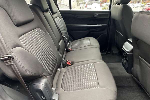 2024 Ford Everest Ambiente 2.0L