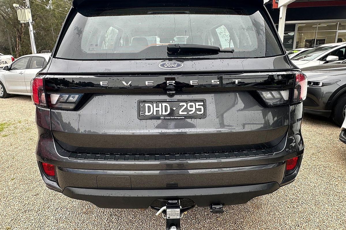 2024 Ford Everest Ambiente 2.0L