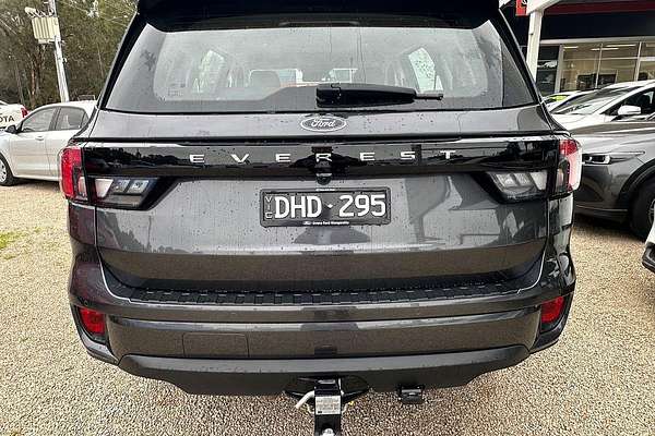 2024 Ford Everest Ambiente 2.0L