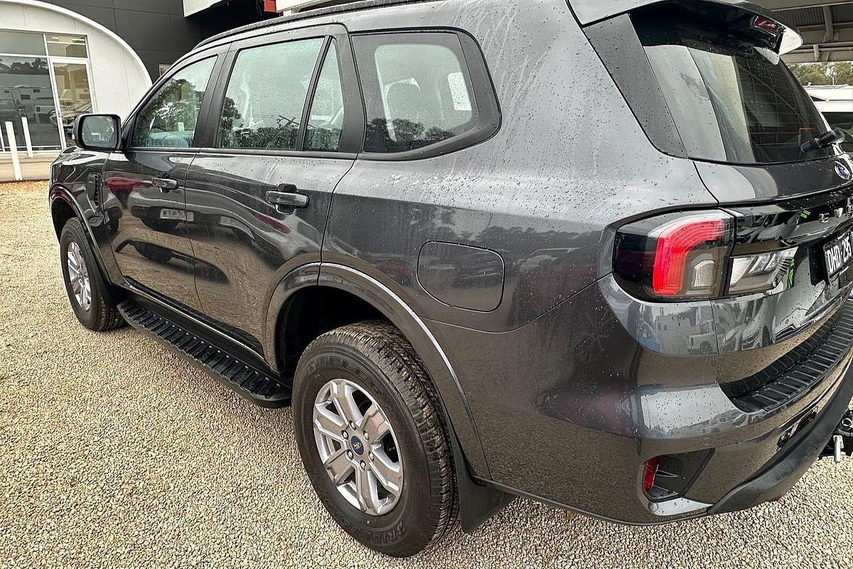 2024 Ford Everest Ambiente 2.0L