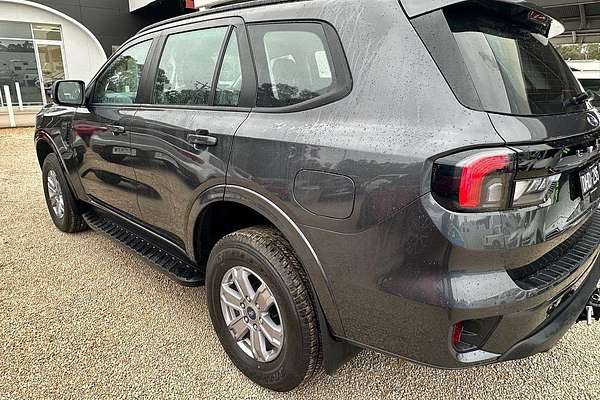 2024 Ford Everest Ambiente 2.0L