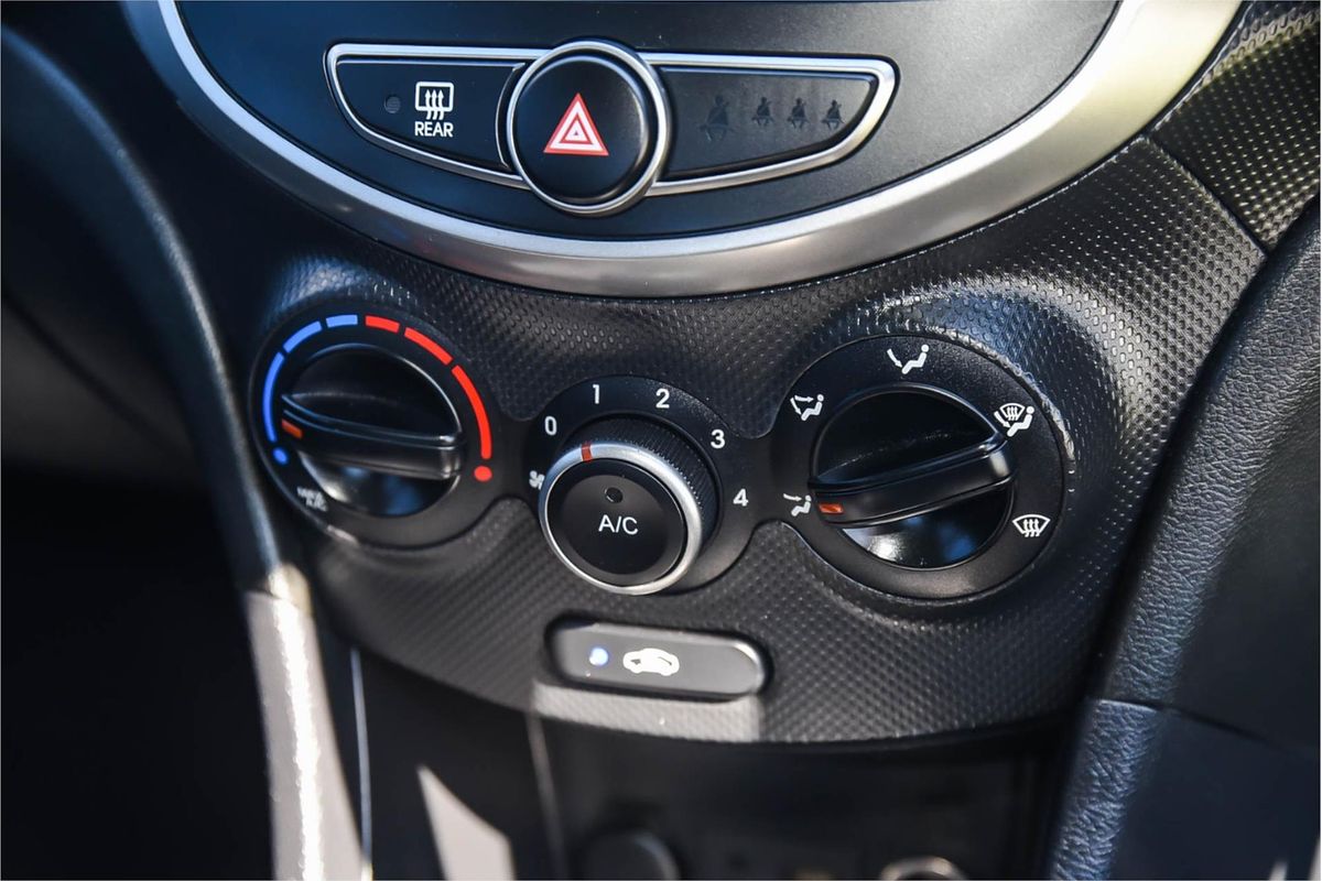 2018 Hyundai Accent Sport RB6