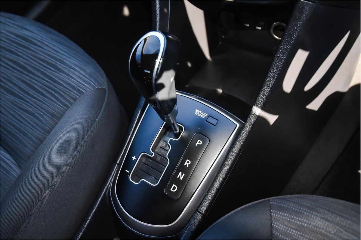 2018 Hyundai Accent Sport RB6