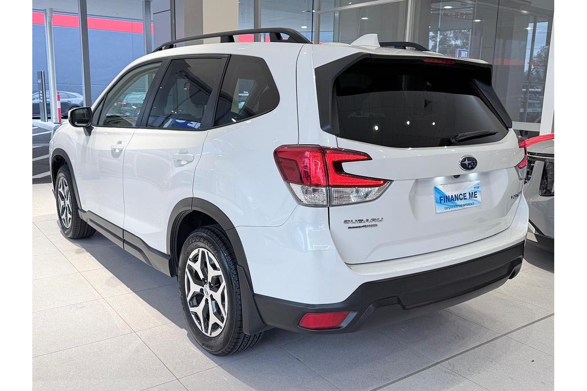 2023 Subaru Forester 2.5i 50 Years Edition S5