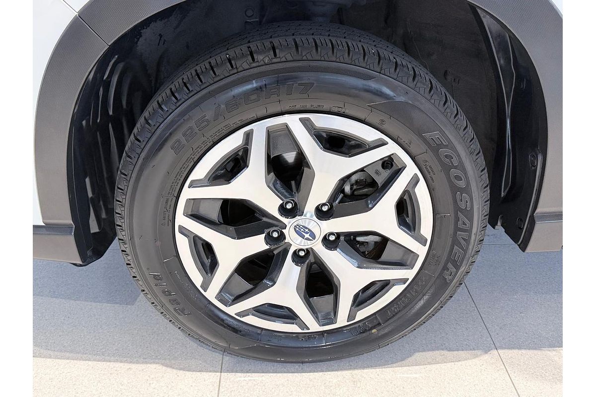 2023 Subaru Forester 2.5i 50 Years Edition S5