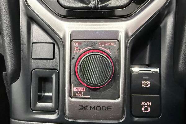 2023 Subaru Forester 2.5i 50 Years Edition S5