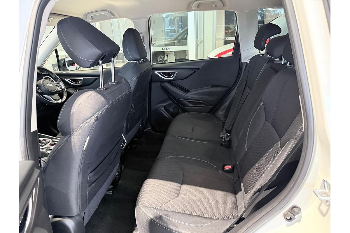 2023 Subaru Forester 2.5i 50 Years Edition S5