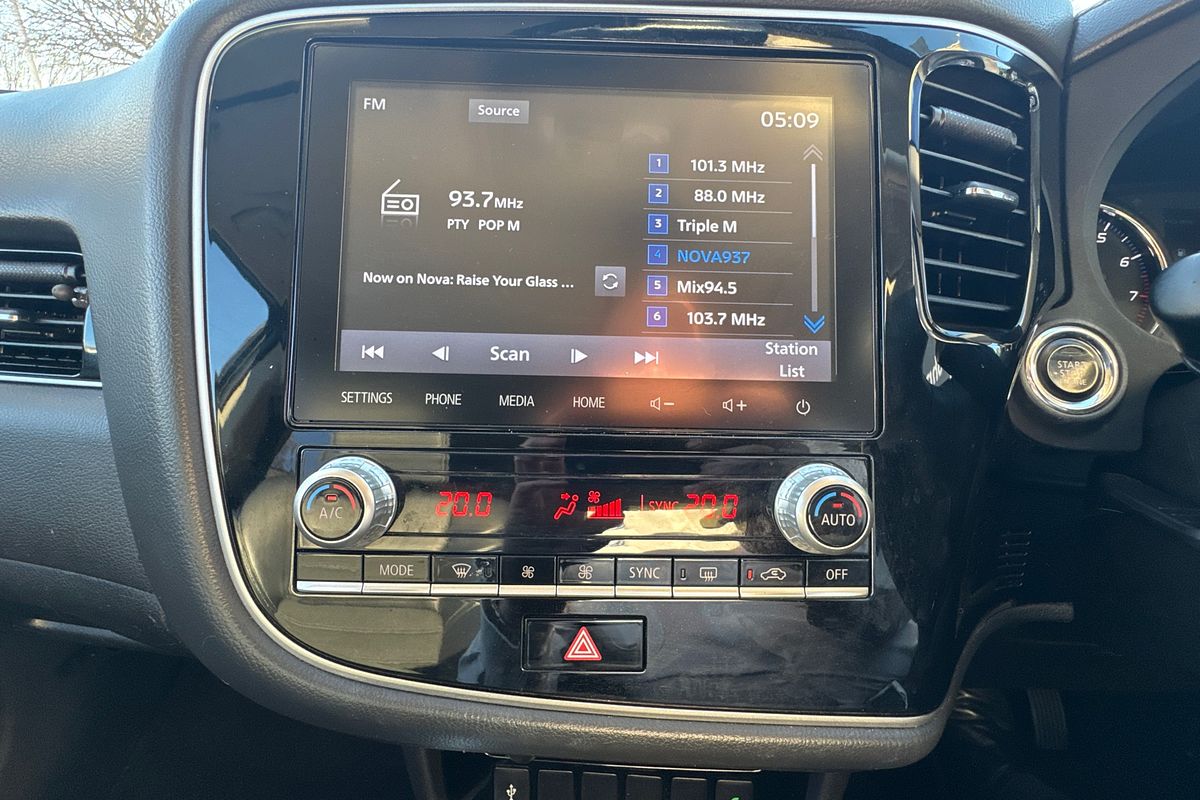 2019 Mitsubishi Outlander LS ZL