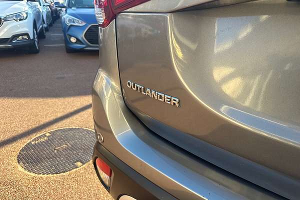 2019 Mitsubishi Outlander LS ZL