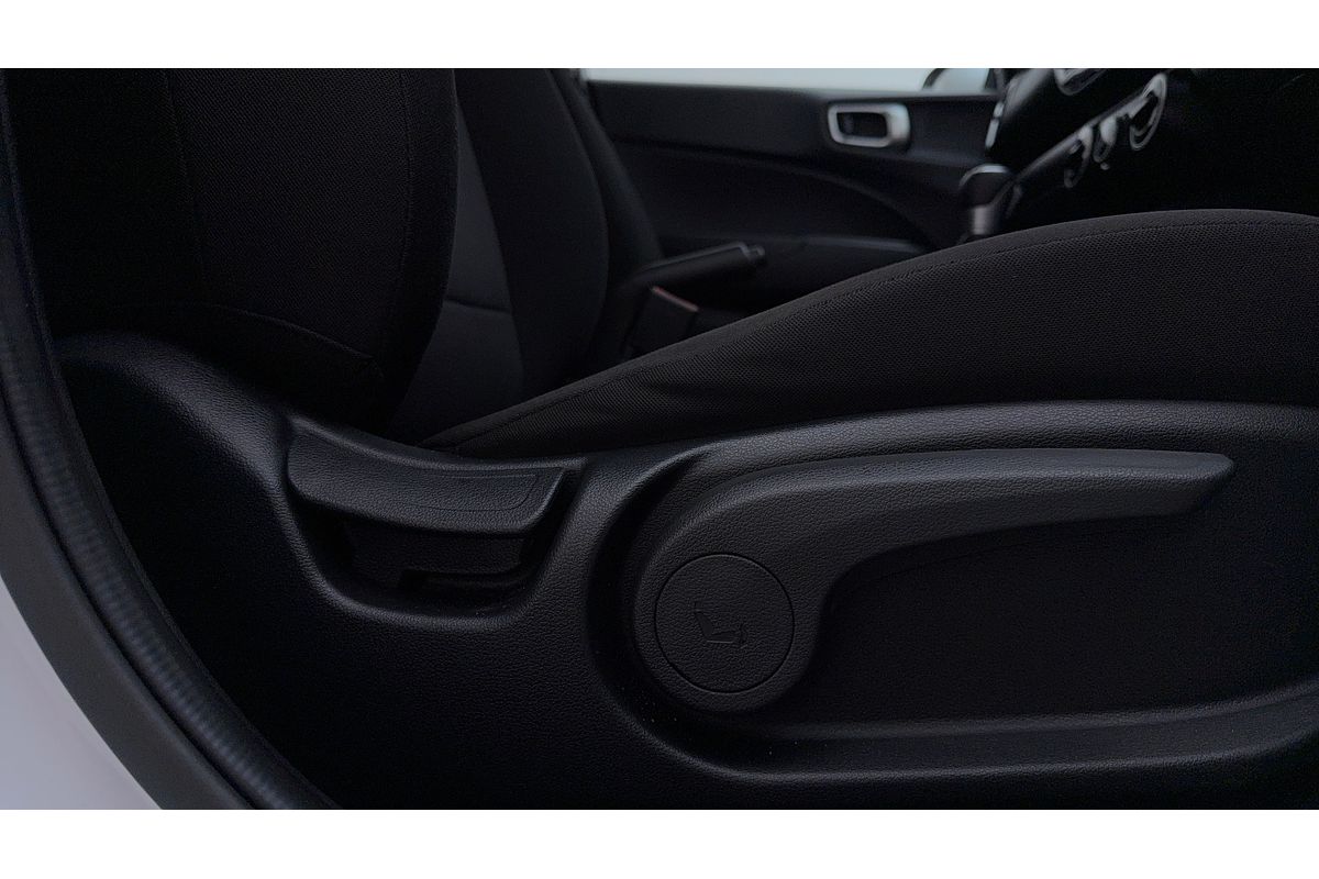 2020 Hyundai Venue Go QX