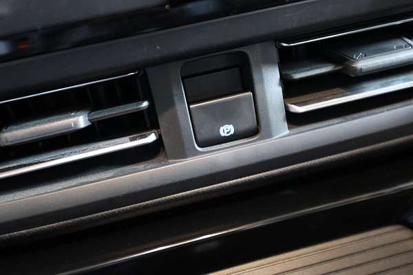 2024 Ford Tourneo Titanium X AV SWB