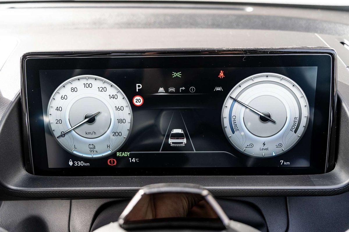 2025 Hyundai INSTER Cross AX.V1