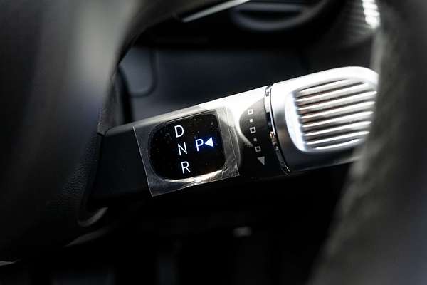 2025 Hyundai INSTER Cross AX.V1