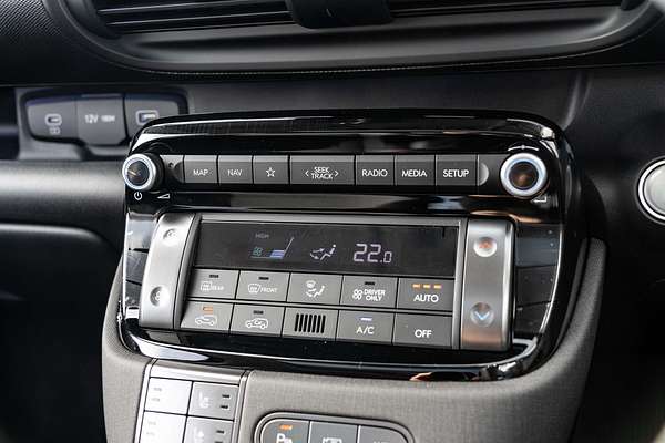 2025 Hyundai INSTER Cross AX.V1