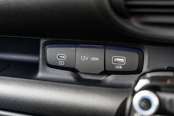 2025 Hyundai INSTER Cross AX.V1