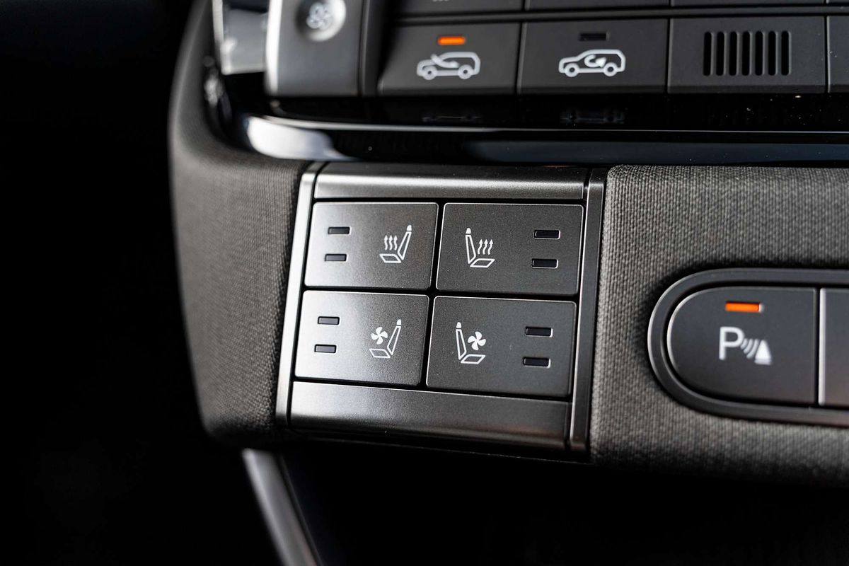 2025 Hyundai INSTER Cross AX.V1