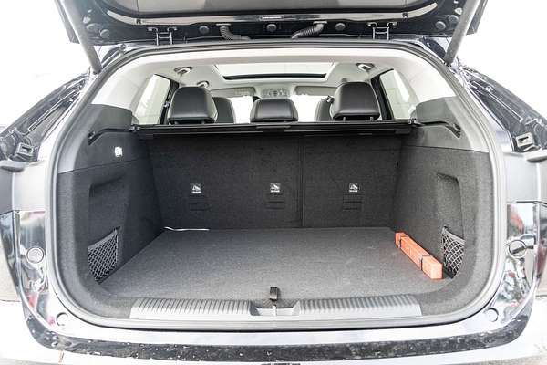 2025 MG HS Hybrid+ Essence AS33H