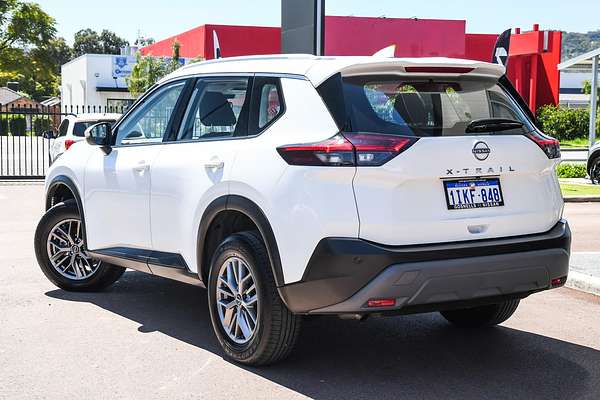 2024 Nissan X-TRAIL ST T33