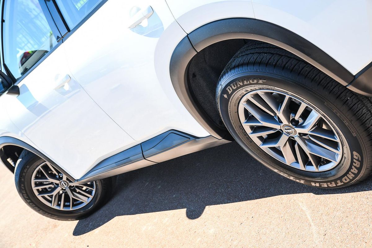 2024 Nissan X-TRAIL ST T33