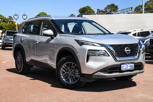 2024 Nissan X-TRAIL ST T33