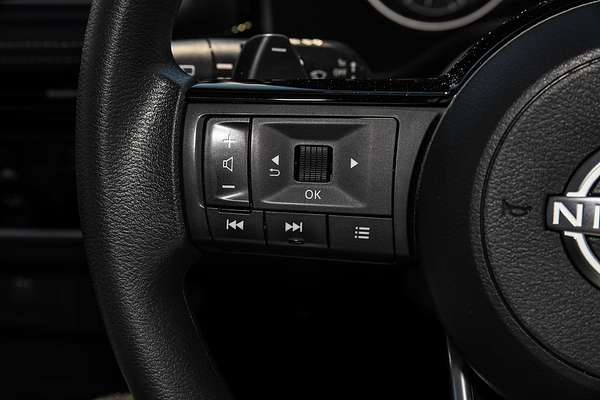 2024 Nissan X-TRAIL ST T33