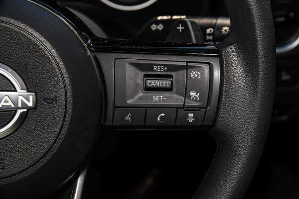 2024 Nissan X-TRAIL ST T33