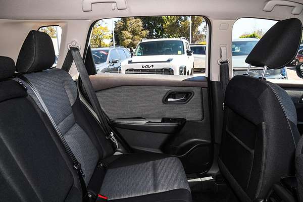 2024 Nissan X-TRAIL ST T33