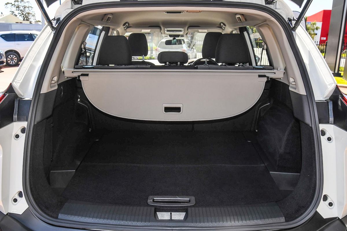 2024 Nissan X-TRAIL ST T33