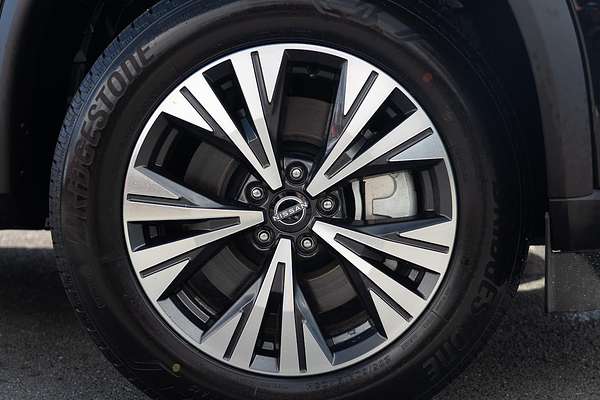 2025 Nissan X-TRAIL ST-L e-POWER T33