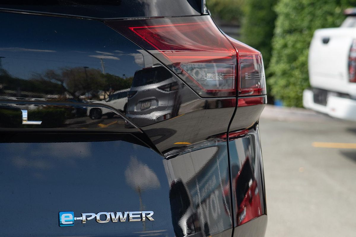 2025 Nissan X-TRAIL ST-L e-POWER T33